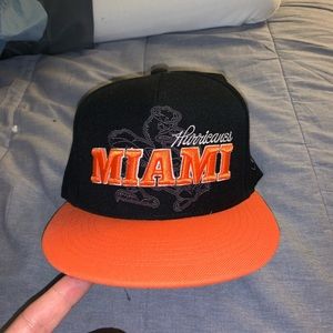 Miami hurricanes strap back hat